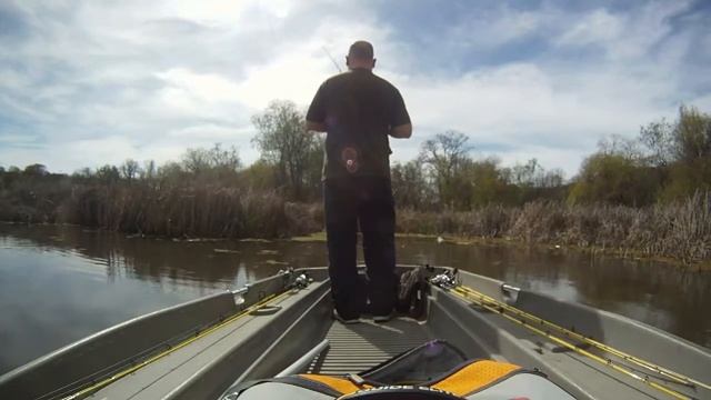 3/8/14_Spring Lake Flipping_2 lbs & 1lb 12oz_Trokar_Wright & McGill_Eagle Claw смотреть онлайн