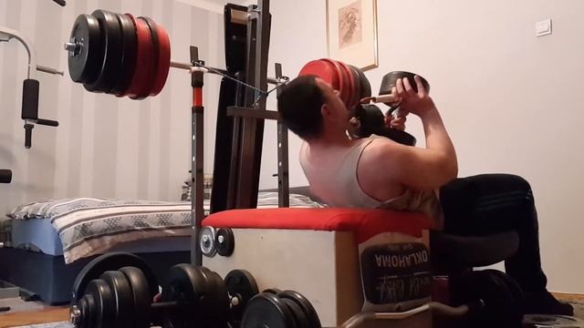 Dumbbell pull over: 12 reps with 38 kg (83.6 lbs) dumbbell, Bodyweight 88.1 kg (194.2 lbs) смотреть онлайн