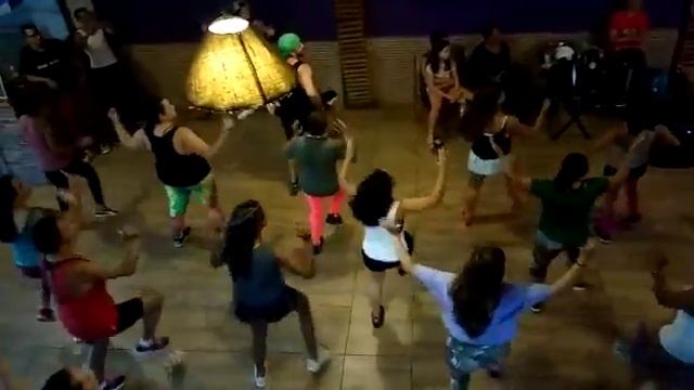 Aulão de Zumba com o Professor Eric Herz no Açaí 46 - sábado 25.03.2017 смотреть онлайн
