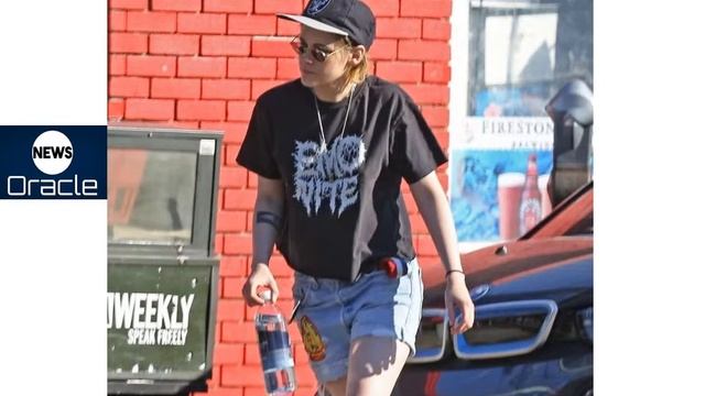 Kristen Stewart and Stella Maxwell – Shopping in Los Feliz смотреть онлайн
