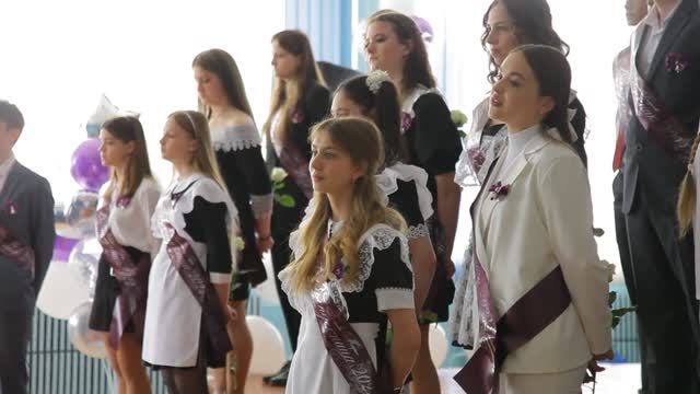 Клип со школьного последнего звонка. смотреть онлайн
