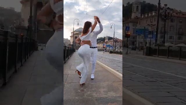 Son Cubano "Toda Una Vida" - Music: Leoni Torres | Musica Cubana смотреть онлайн