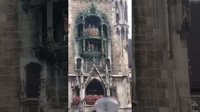Marienplatz смотреть онлайн