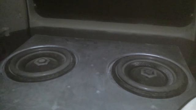 2 soundqued hdc4 12s on a 3500.1 смотреть онлайн