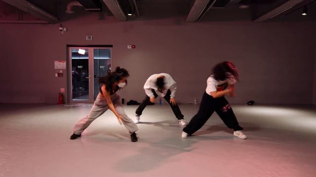Mr Eazi & Major Lazer - Oh My Gawd / Hyojin Choi Choreography смотреть онлайн