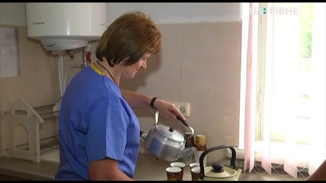 Як і де стають донорами - журналістам UA: Рівне показали на станції переливання смотреть онлайн