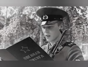 Уезжают домой дембеля. Служба в Советской армии.