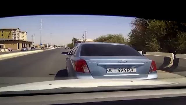 ШАХСИЙ МАШИНАСИДА ШАФЁРНИ СИҚИБ ТЎХТАТГАН ГАИ НИМА ХОХЛАЙДИ? смотреть онлайн