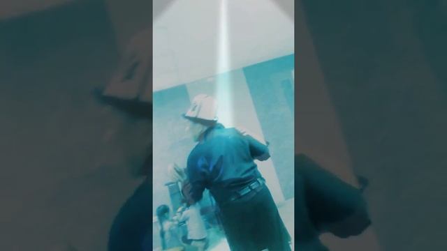 Ак койнок кийген бийкеч смотреть онлайн