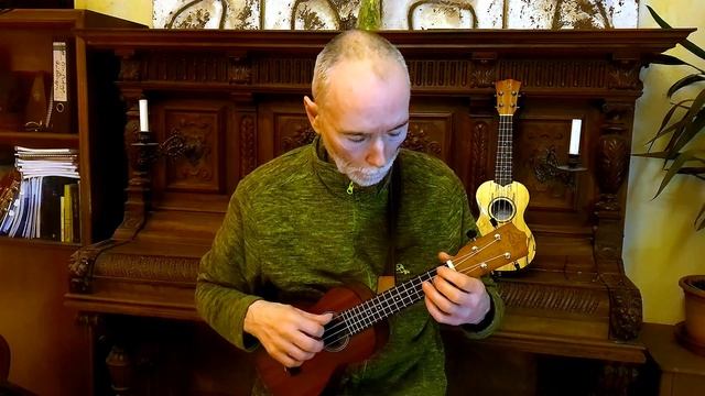 Little Carulli - Lambert Spix (Ukulele Fingerstyle with TAB) смотреть онлайн