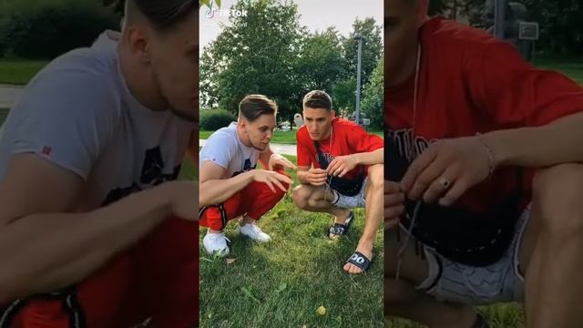 Вспоминаем тик-ток с конца до начала|1 часть из 2 смотреть онлайн