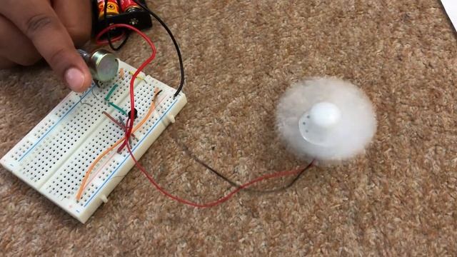 Motor controlled by Photo Resistor смотреть онлайн