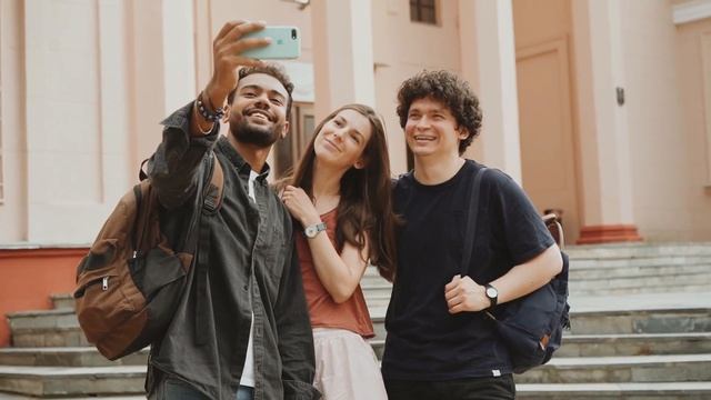 friendship смотреть онлайн