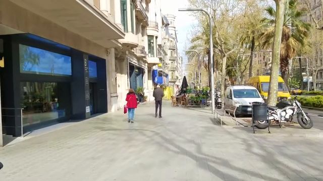 Life in spain, walking in Barcelona. Жизнь в Испании, прогулка по Барселоне смотреть онлайн