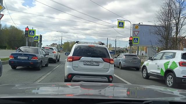 20 тысяч квартир в посутке в СПБ, рынок коллапсирует . Первые майские провальные смотреть онлайн