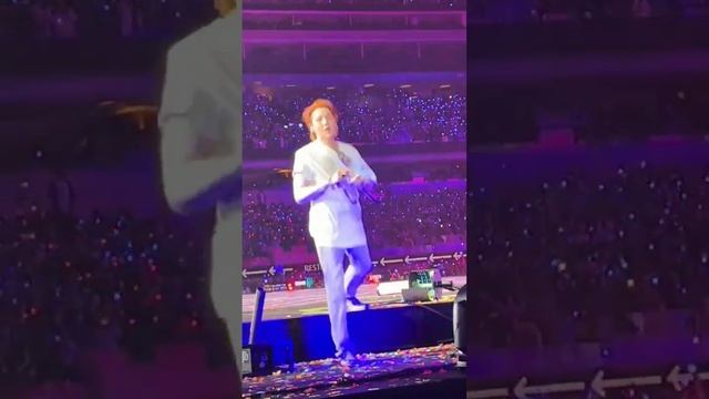 Если бы он облил меня водой я бы не мылась никогда😏😘 #Suga смотреть онлайн
