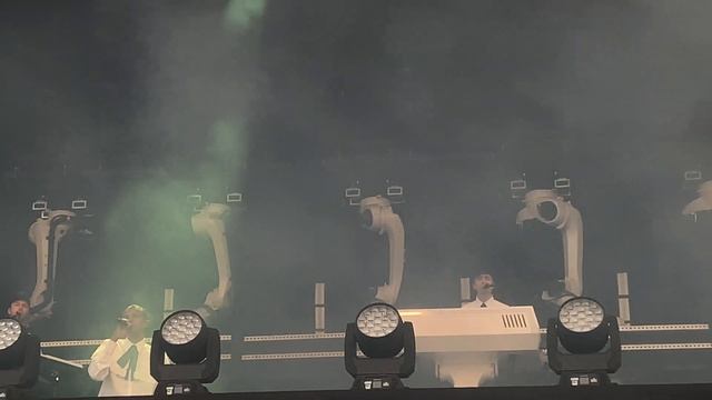 Stromae - L’Enfer [[Live at Werchter Boutique 19-06-2022]] смотреть онлайн