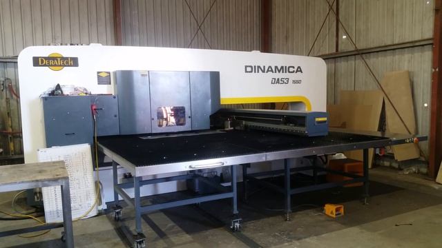 Deratech DINAMICA Electric punching machine Programmed with RADAN Cad Cam Programming system смотреть онлайн
