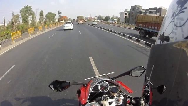 With great power comes greater RESPONSE /daytona 675 India 2016. смотреть онлайн