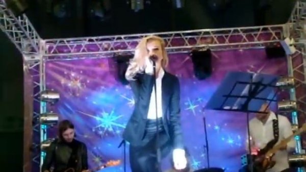 Полина Гагарина - Plastic (LIVE)