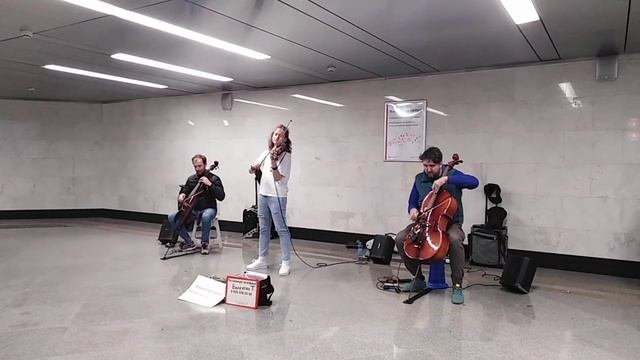 Музыканты в метро смотреть онлайн