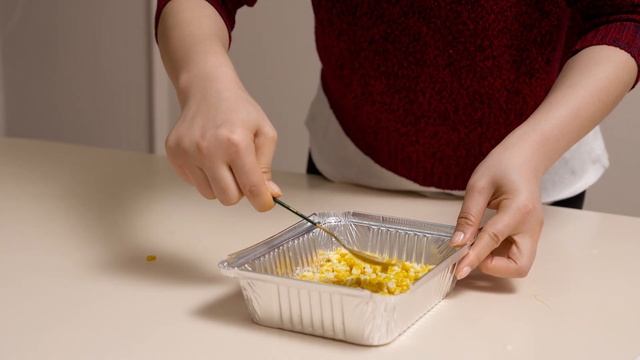 【晶晶美食日记】炸鲜奶、香脆玉米烙、福星高照，香甜可口的美味三重奏🔥🔥 смотреть онлайн