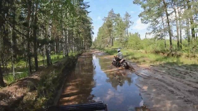 95км ВОДЫ и ПЫЛИ. ДАЛЬНЯК НА 8 КВАДРОЦИКЛАХ И 1 ЭНДУРО смотреть онлайн