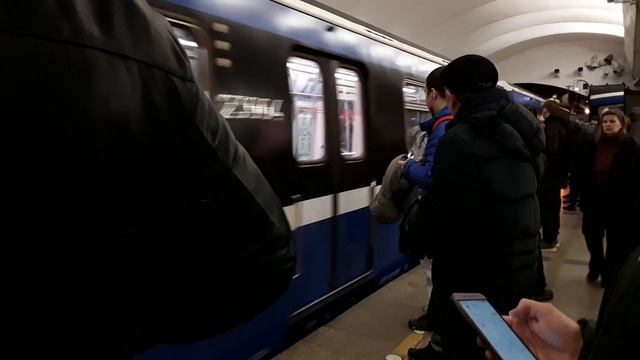 Юбилейный нарисован синим цветом смотреть онлайн