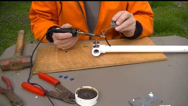 BUILD # 3 - Dual band vertical Dipole (Pt 2 of 3) смотреть онлайн