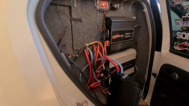 Precisei de ajuda para por a caixa de médio no lugar novamente - agora o charmozinho toca dinovo. смотреть онлайн