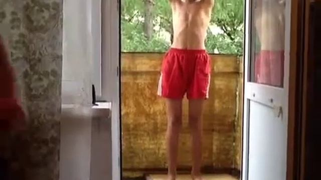 Ваня поддерживает акцию обливанием холодной водой смотреть онлайн