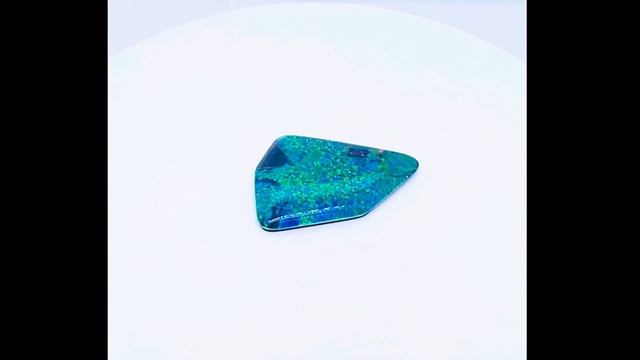 OPAL TRIPLET смотреть онлайн