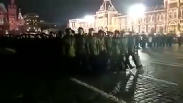 Репетиция парада на Красной площади смотреть онлайн