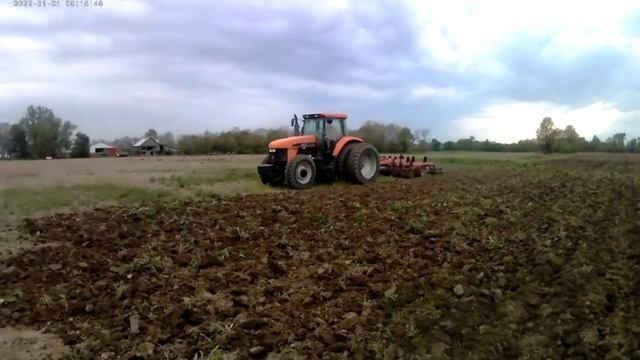 Chisel Plowing with Agco Allis 9745 & 1500 Allis Chalmers Min-Til смотреть онлайн