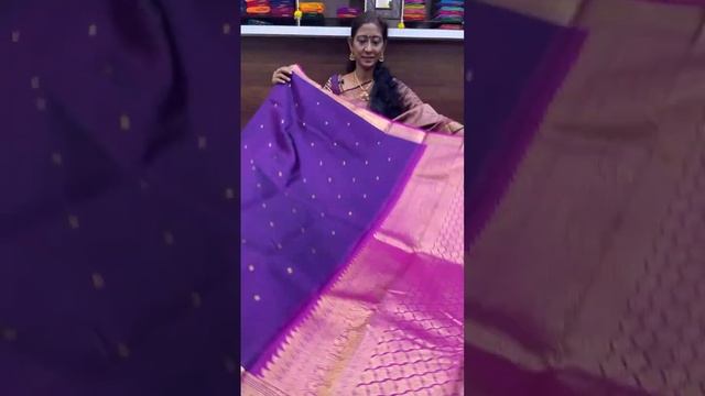 Unboxing pure Kanchipuram silk sarees смотреть онлайн