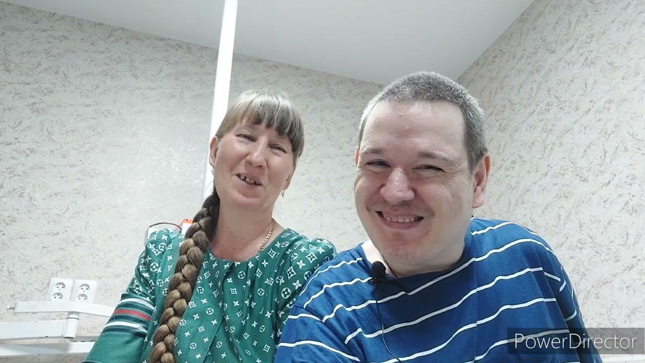 У Агнюши День рождения! Подарил ей много роз. смотреть онлайн
