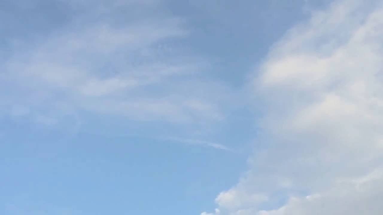 Dirty Screen Effect Test (DSE ) смотреть онлайн