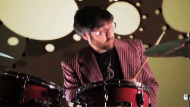 Whosit, Whatsit, and Which - Shadow Circus - official video смотреть онлайн
