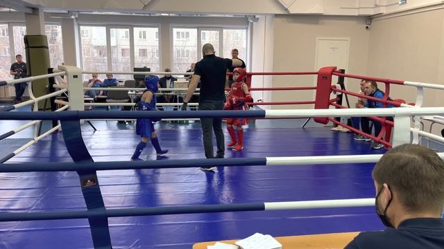 Любанов Богдан (синий угол) в финале (3-ий раунд) смотреть онлайн
