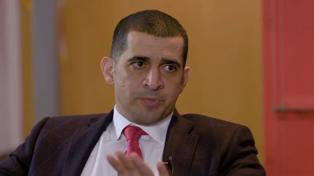 How Patrick Bet-David is Transforming the Insurance Industry смотреть онлайн
