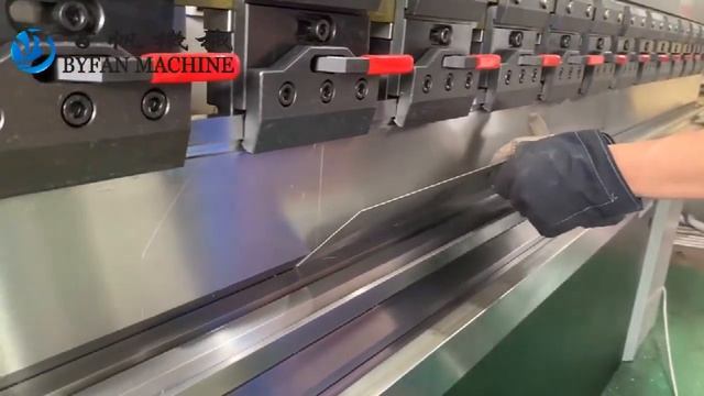 WC67Y hydraulic press brake metal bending machine смотреть онлайн