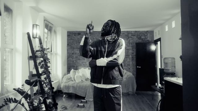 Benjamin A.D - Losing (Feat. Kojey Radical) смотреть онлайн