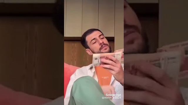 деньги моя любимая книга☺️😊