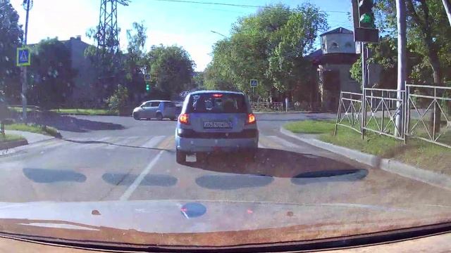 Видеорегистратор DUNOBIL URBS PRO днем смотреть онлайн