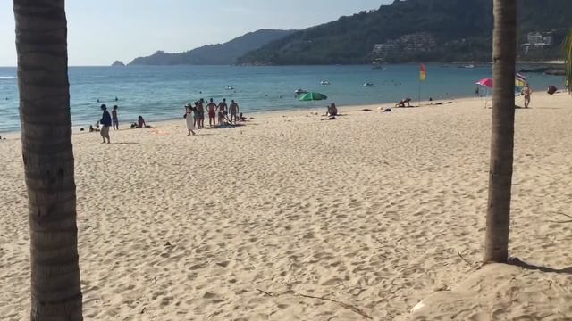 Bienvenue à Patong Beach!! смотреть онлайн