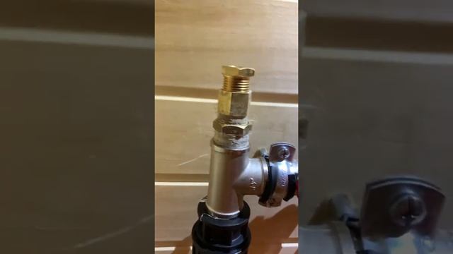 Греющий кабель внутри трубы. Shorts 8 смотреть онлайн