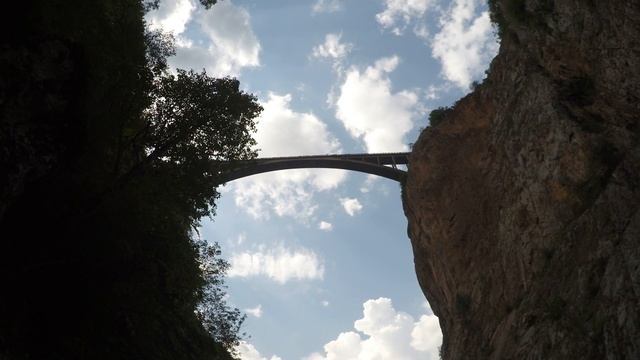 Черногория 2016 Лёня второй прыг вид снизу смотреть онлайн