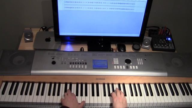 How to Play Midnight in Paris Soundtrack (Bistro Fada): Piano Tutorial смотреть онлайн