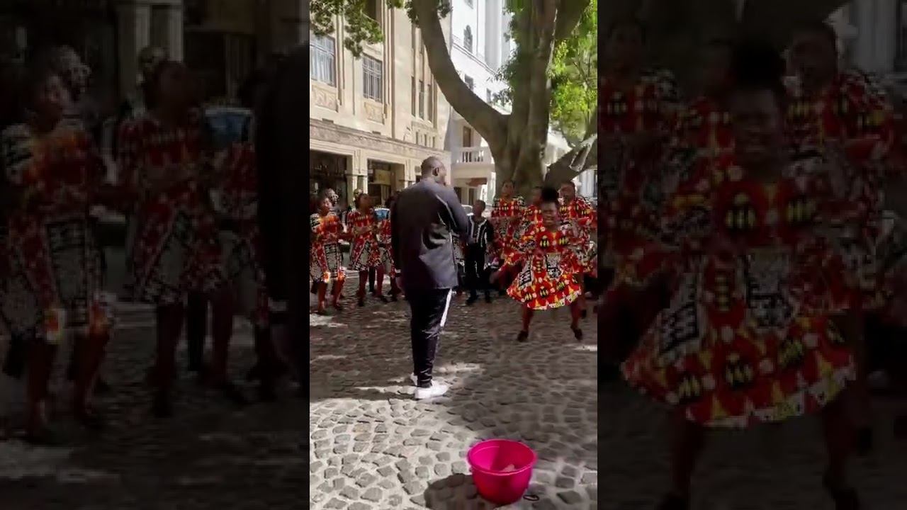 “Hear the Music of Africa with These Timeless Dancers!” смотреть онлайн