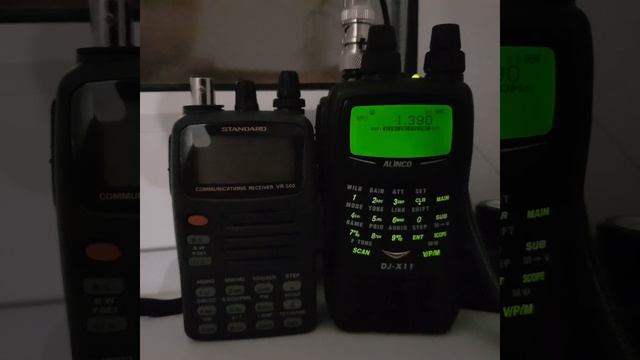 Alinco DJ-X11 & Yaesu VR-500 (LW/MW/SW) смотреть онлайн